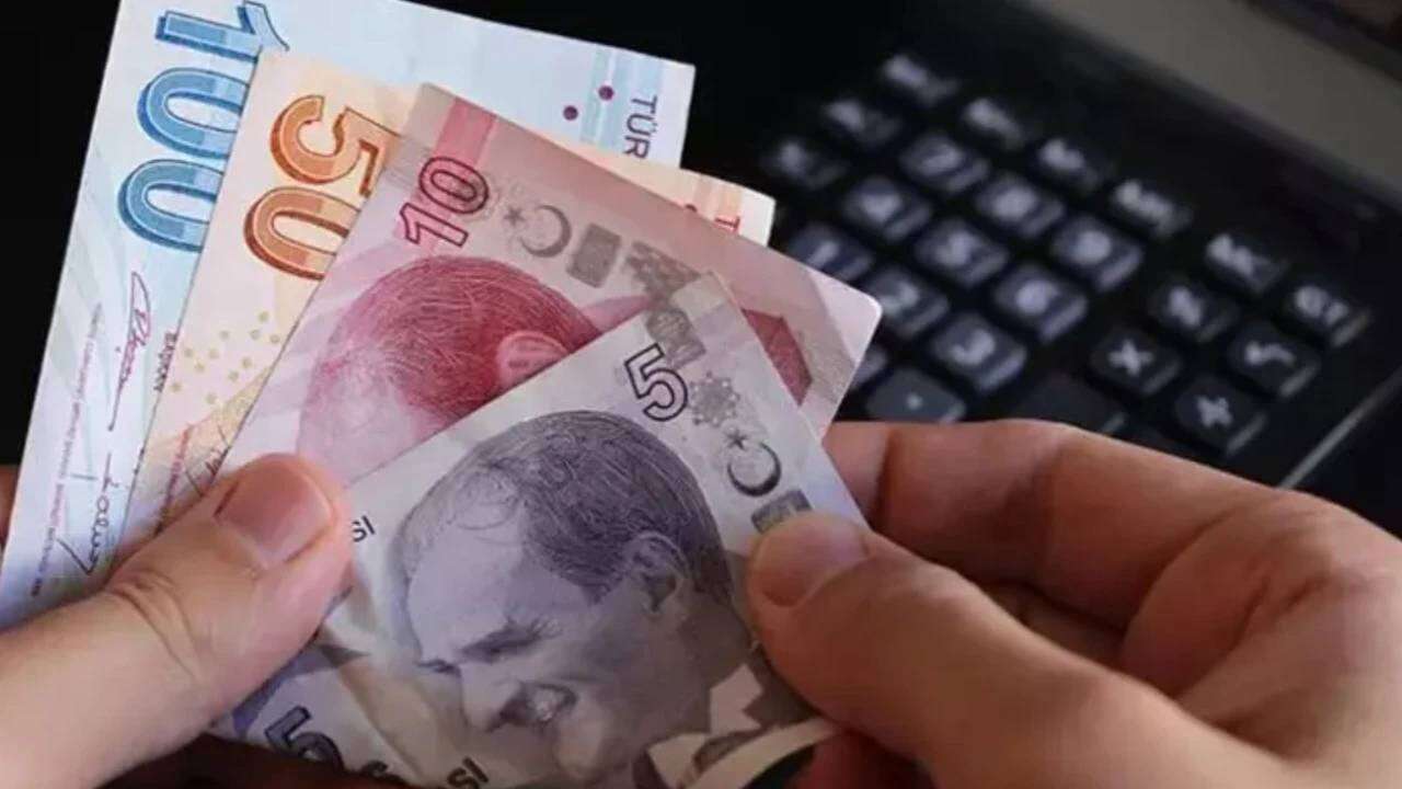 EYT’yi kıl payı kaçıranlara erken emeklilik kapısı açıldı: Mevcut hakları açıklanıyor, işte yaşı öne çeken 4 formül! 6
